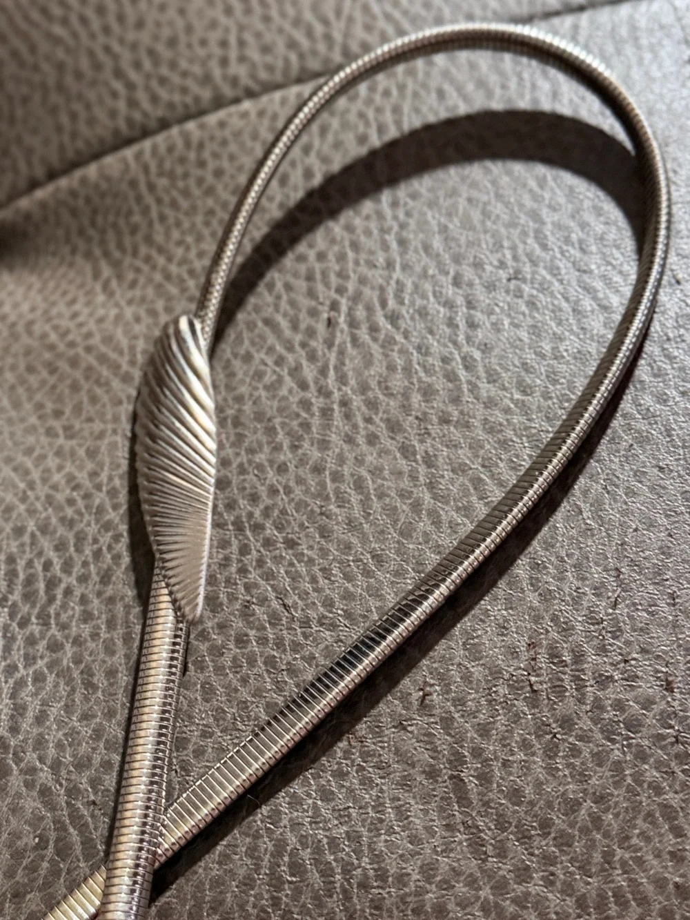 Vintage Silver Shell Accent Snake Chain Necklace